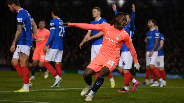 Lampard's Coventry extend Championship lead