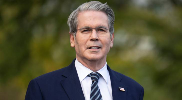 US to announce 'substantial pickup' in Russia sanctions: treasury chief