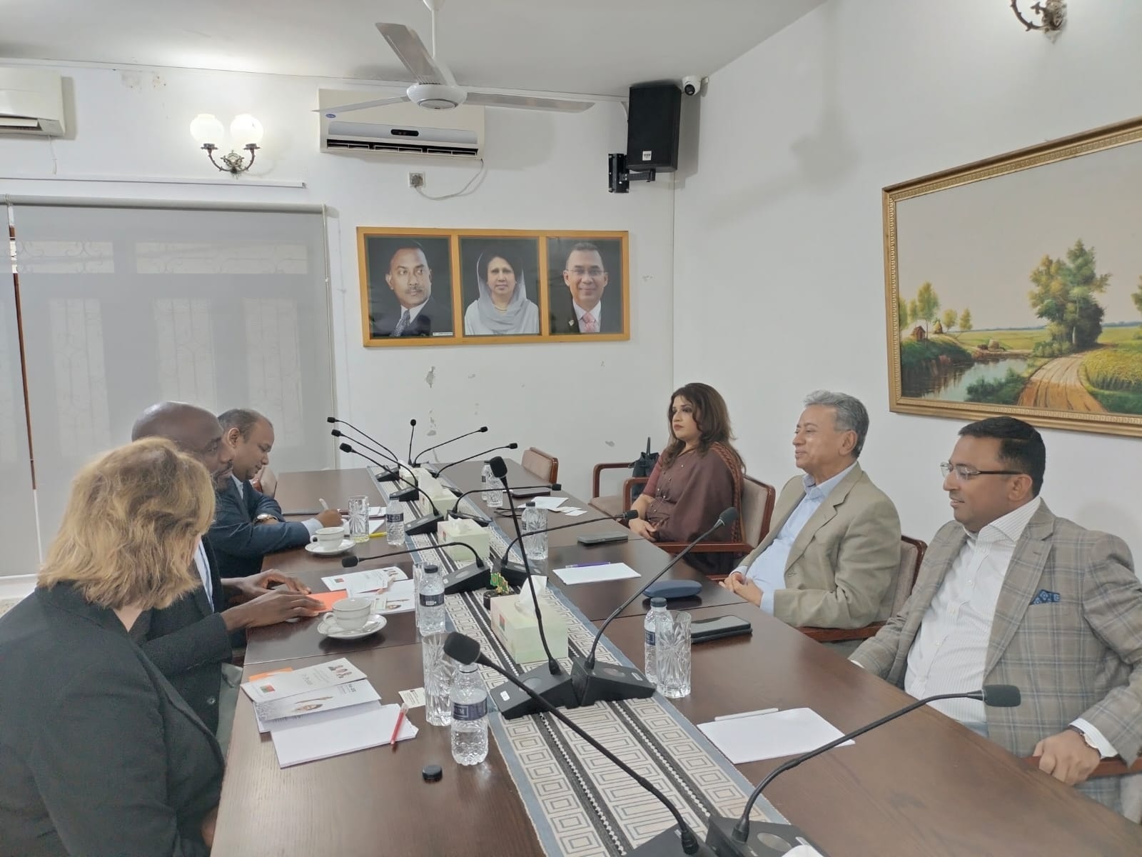 NIMD delegation meets with BNP 