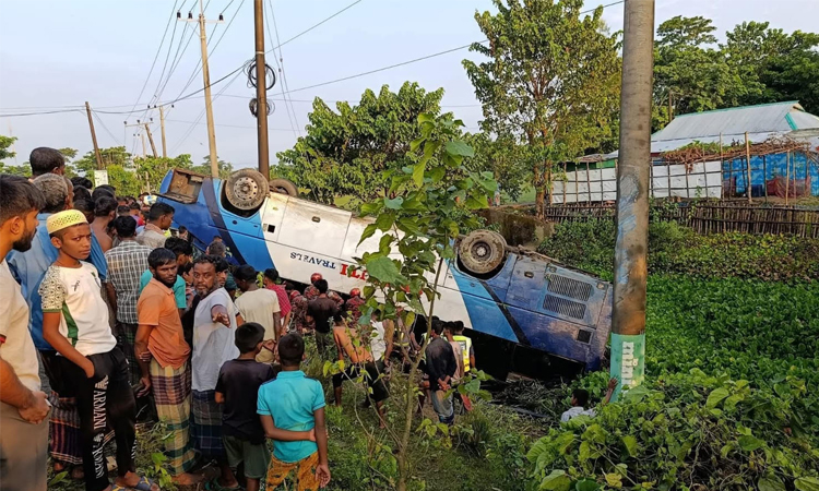 Mother, daughter killed in road accident on way to Tanguar Haor