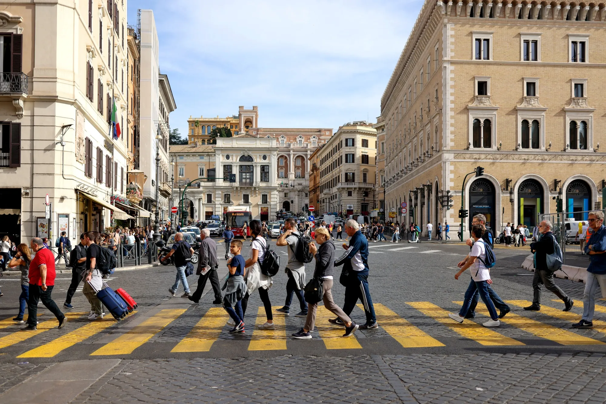 Italian economy stagnates in third quarter