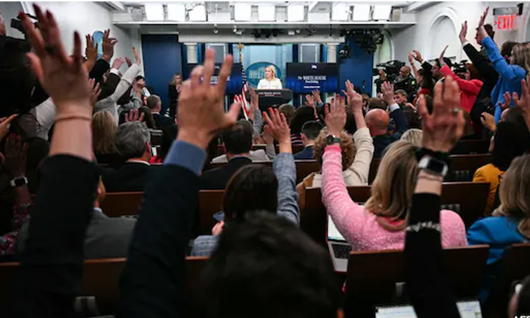 White House restricts reporters' access to part of press office