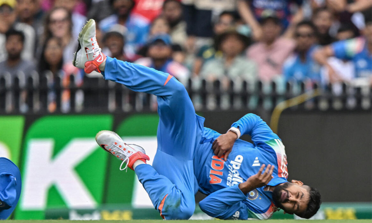 India's Iyer discharged from hospital after lacerated spleen