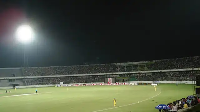 Rajshahi on top after 13-wicket day in Mirpur