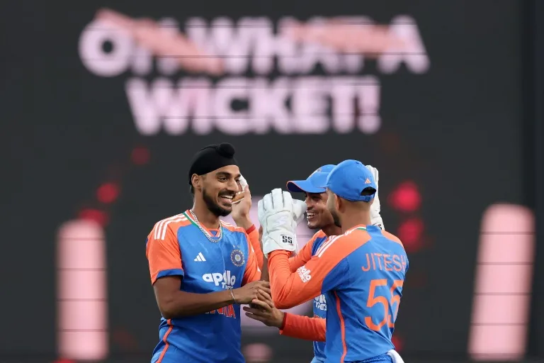 Sundar steers India to five-wicket win over Australia in 3rd T20