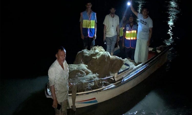 21,000 meters of illegal nets seized from Halda River