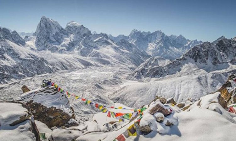 Fierce mountain storms kill 9 in Nepal