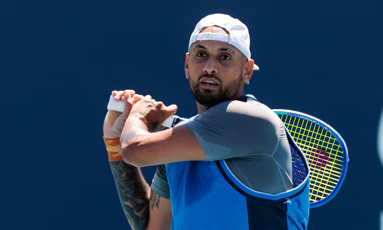 Kyrgios targets 'miracle' Australian Open return after knee improves