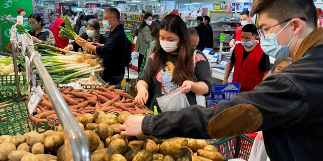 China's consumer prices rose in October