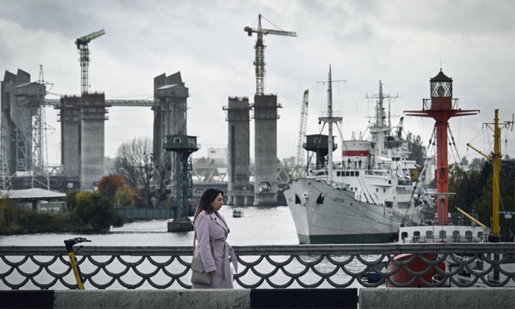 Russia's Kaliningrad puts on brave face as isolation bites