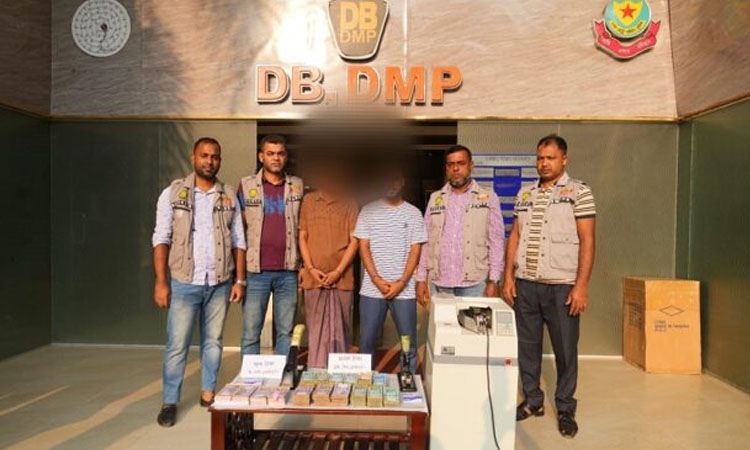 2 held with huge fake currency in city 