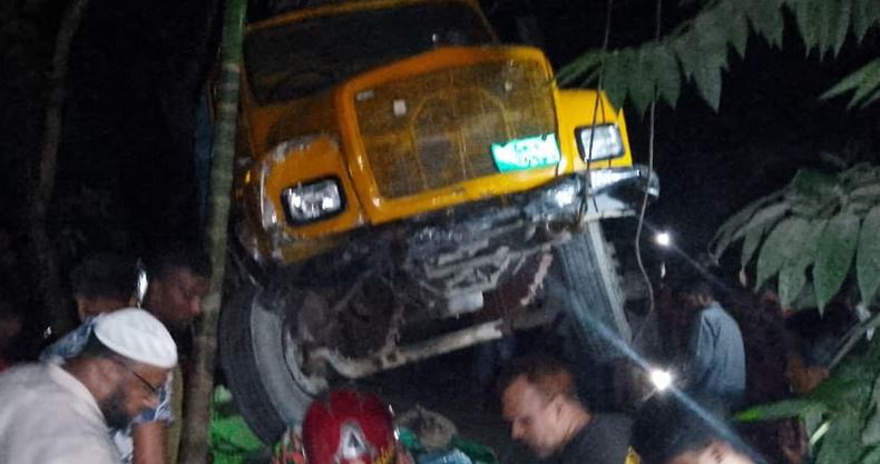 3 killed in Cumilla road accident