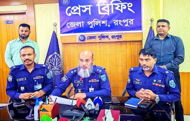 Mastermind among 7 auto-rickshaw robbery gang held in Rangpur