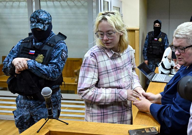 Russia jails teen musician over anti-war street songs for third time