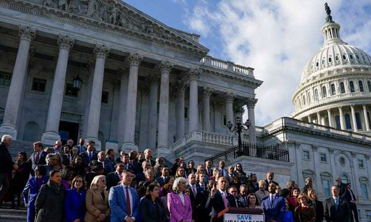 'So happy': Tourists flock to Washington museums after US shutdown