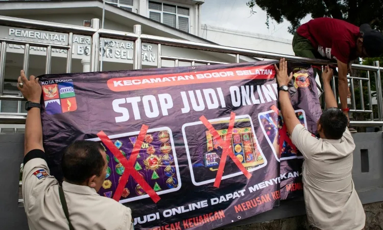 Gambling ads target Indonesian Meta users despite ban