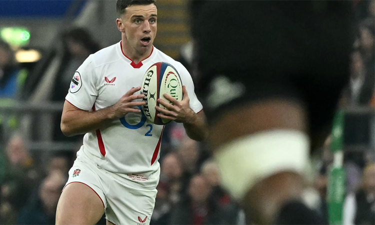 Ford steers England to rare win over New Zealand