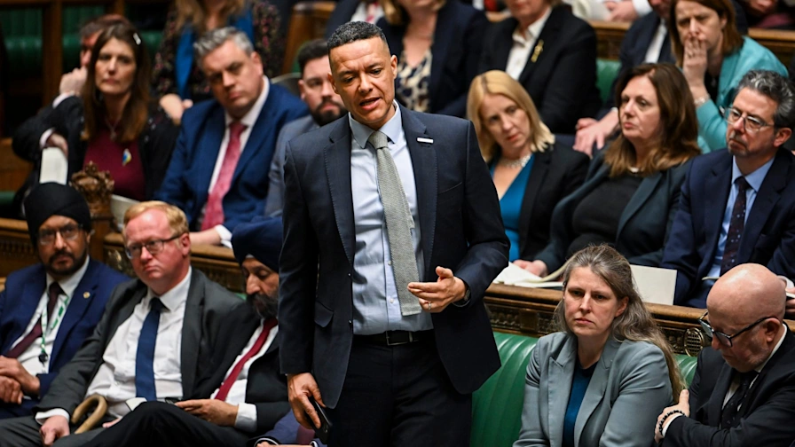 UK govt defends refugee shakeup in face of hard-right