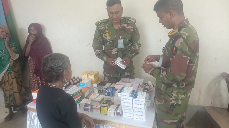Army extends aid to needy, helpless in Bandarban