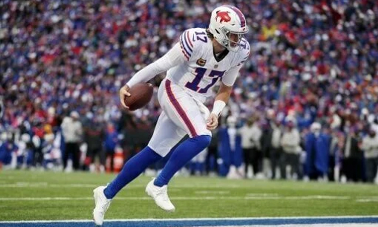 Allen leads Bills over Bucs while Broncos edge Chiefs