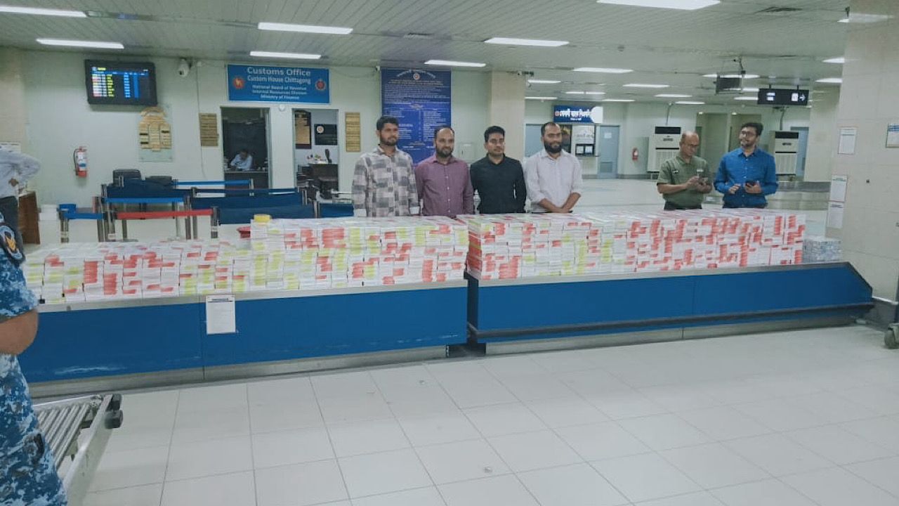 Cigarettes, banned beauty creams seized from passenger at Ctg airport