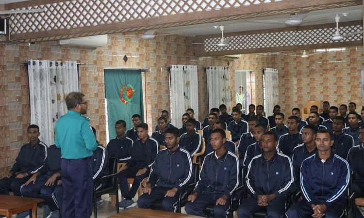 KMP commissioner urges new constables to perform duties with honesty