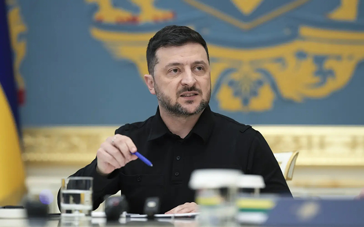 Zelensky says 22 people still missing day after Russian strike