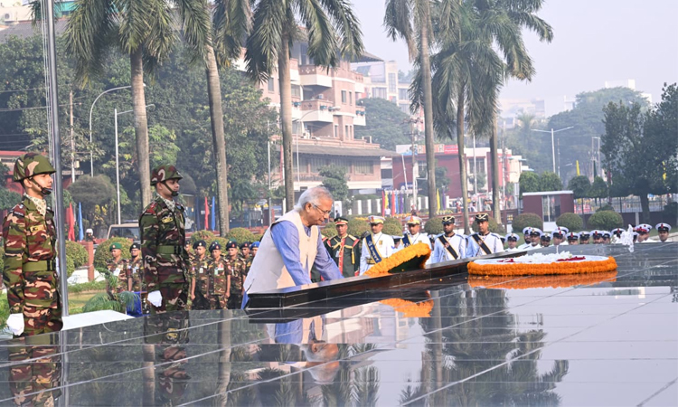 CA pays homage to armed forces martyrs at Shikha Anirban