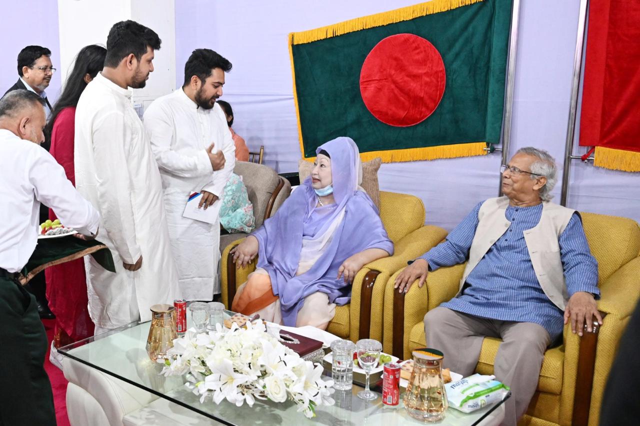 Nahid exchanges greetings with CA, Khaleda Zia at Senakunja
