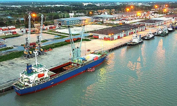 324 foreign ships dock at Mongla Port in 146 days of current FY