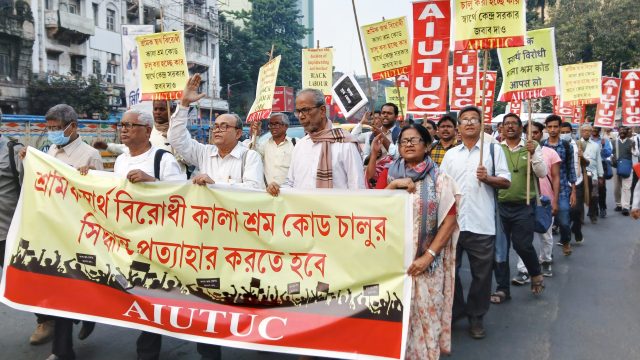 Thousands of trade union workers protest India's new labour codes