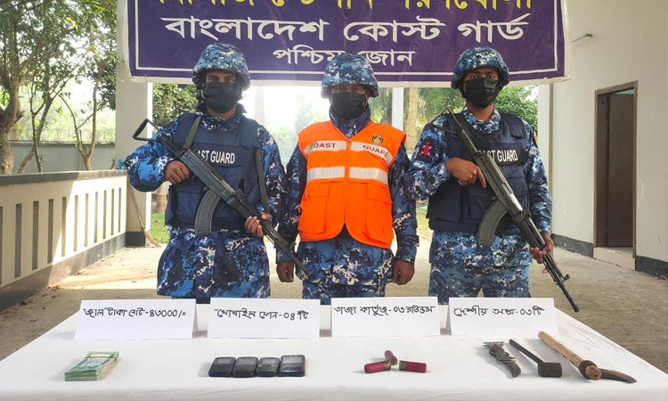 Arms, fake notes recovered in Bagerhat joint sweep