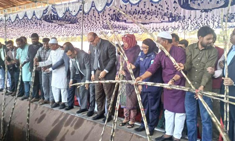 Sugarcane crushing begins at Rajshahi Sugar Mills