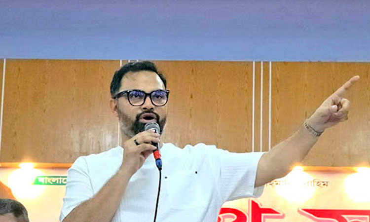 Aminul urges BNP activists to avoid crowding outside hospital