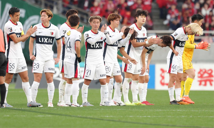 Antlers stay in front as Japanese title race goes to wire