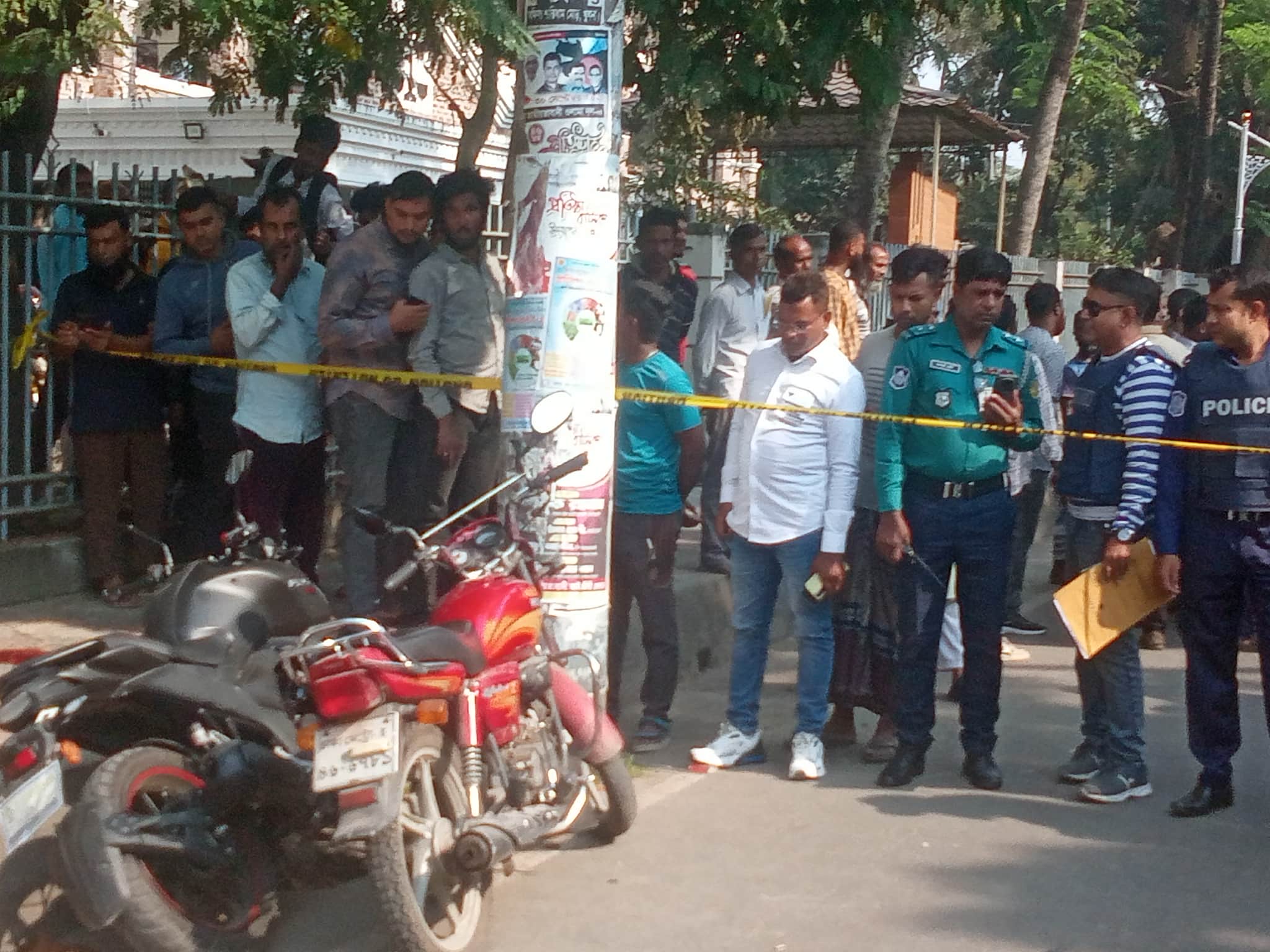 Two killed in Khulna court shooting 