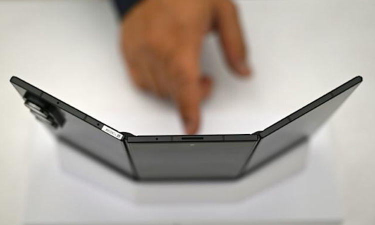 Samsung unveils first 'special edition' triple-folding phone