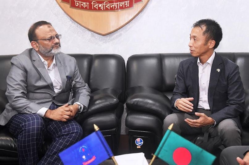 MUFG Bank MD meets DU VC, discusses enhanced support for students