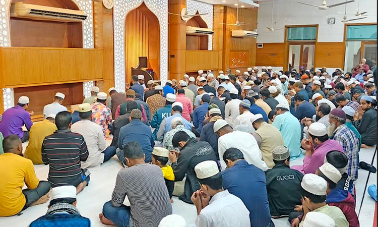 KUET holds special prayer for Begum Khaleda Zia's recovery