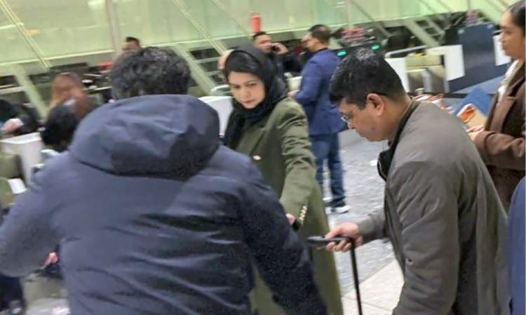 Dr Zubaida Rahman begins journey to Dhaka from London