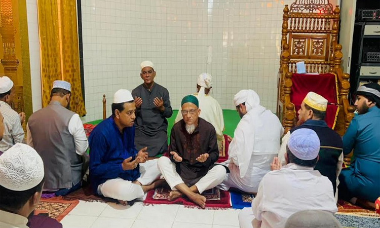 Prayers held seeking Khaleda Zia's recovery in Khulna