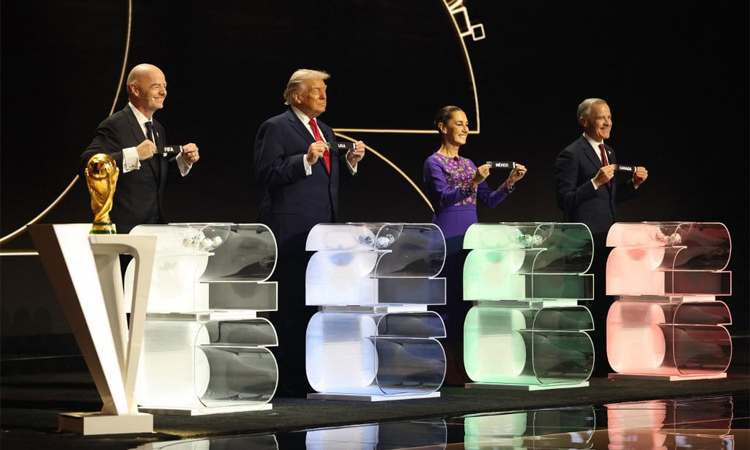Draw for 2026 World Cup kind to favorites as Trump takes center stage