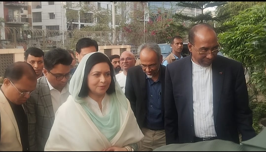 Zubaida Rahman visits Khaleda Zia at hospital today