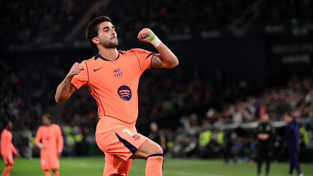 Torres hat-trick helps Barca down Betis to extend Liga lead