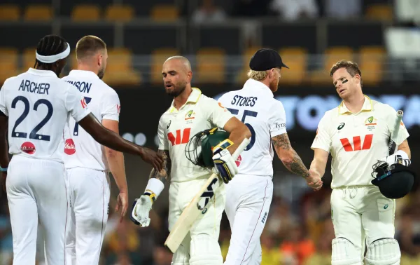 Australia crush England by eight wickets to take 2-0 Ashes lead