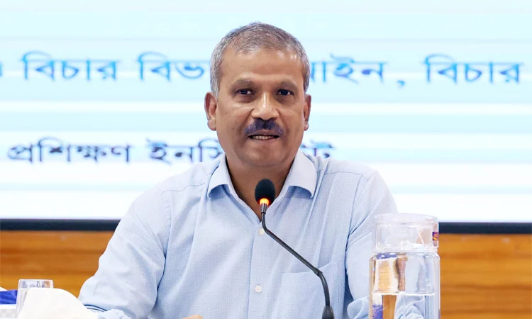 Asif Nazrul bins propaganda over mobile phone sets of expatriate workers