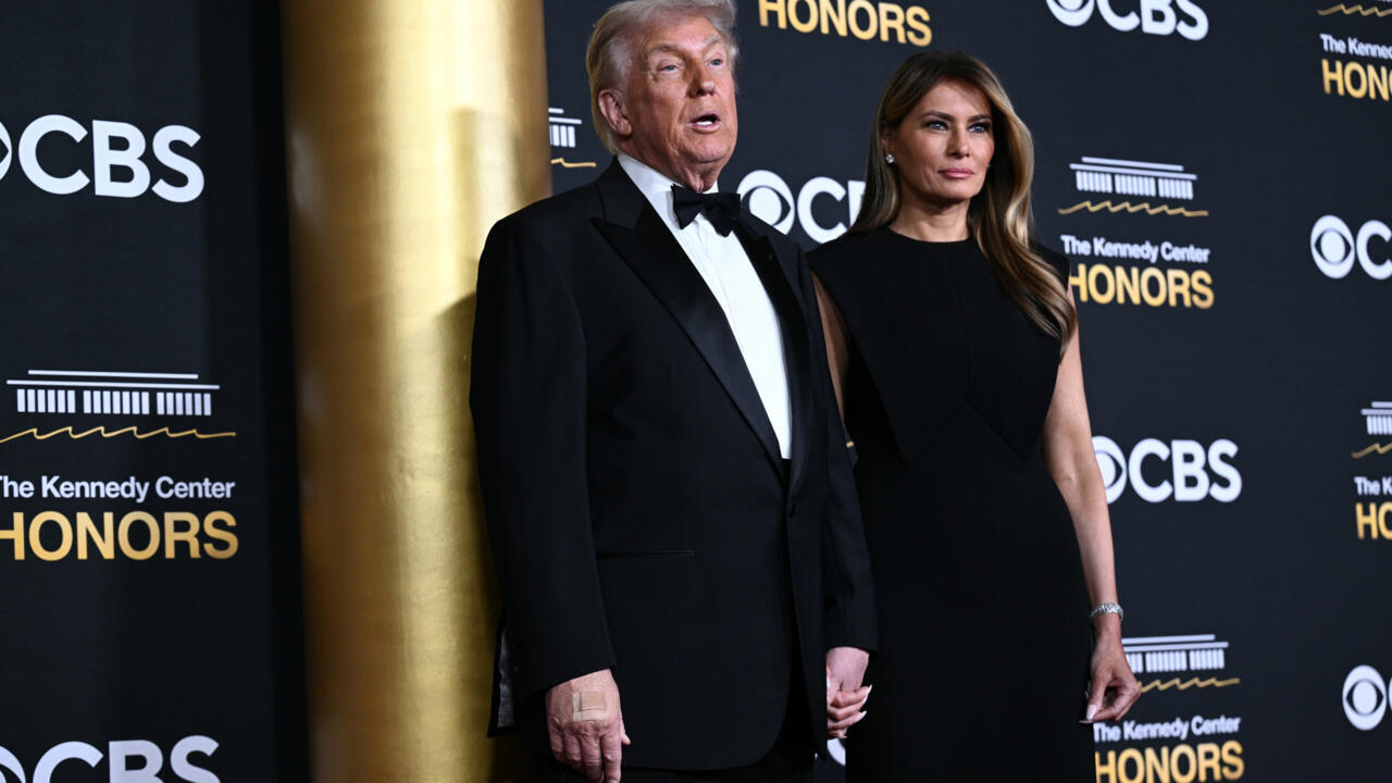 Trump takes limelight as Kennedy Center honors artists