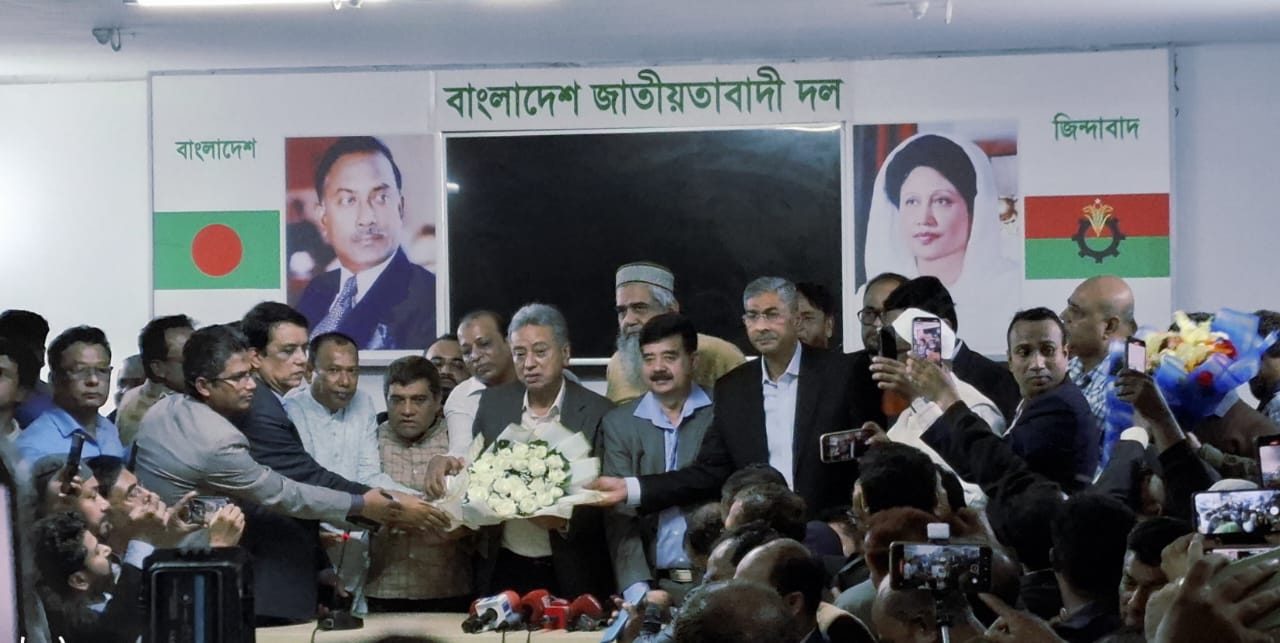 BLDP chairman joins BNP after dissolving his party