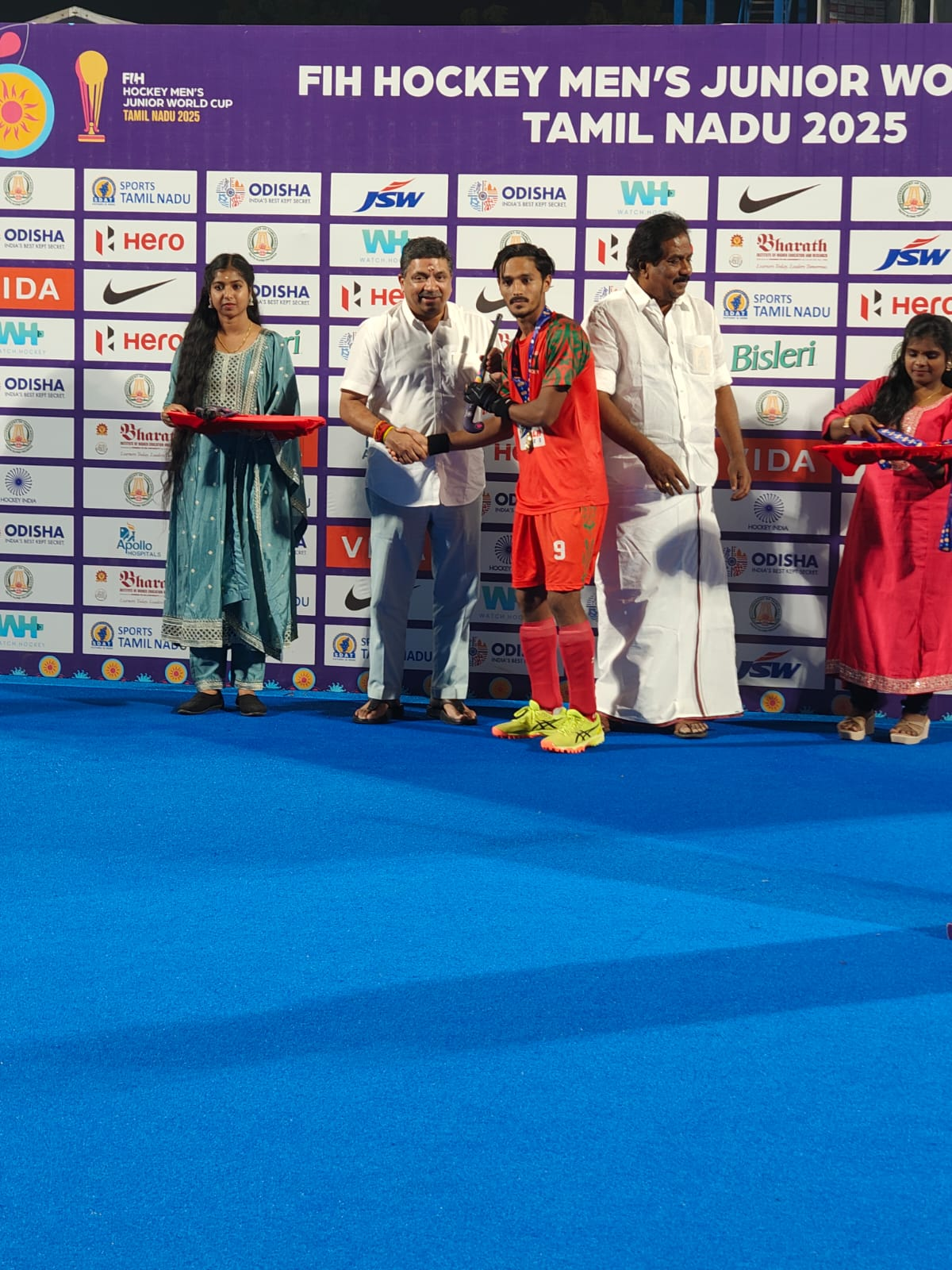 Bangladesh wins challenger trophy in Hockey Jr. World Cup