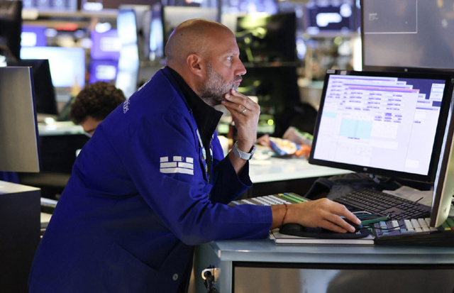 Stock markets drift on eve of Fed rate call